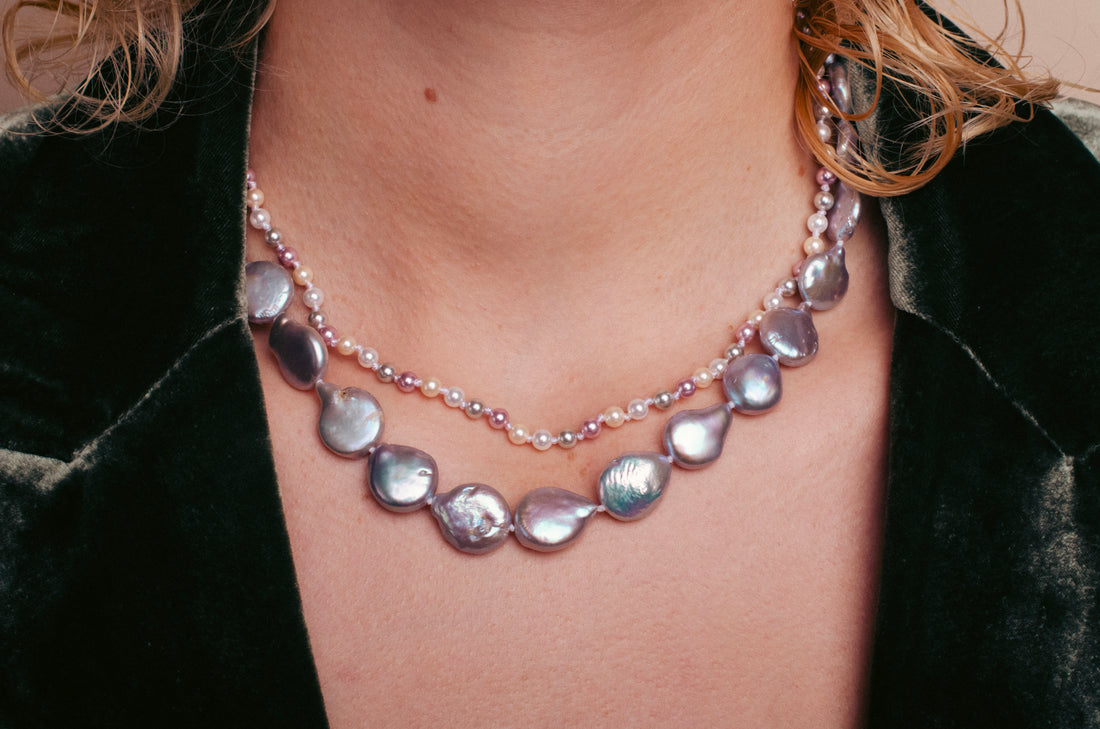 Pearl Necklace "Coin" - Grey