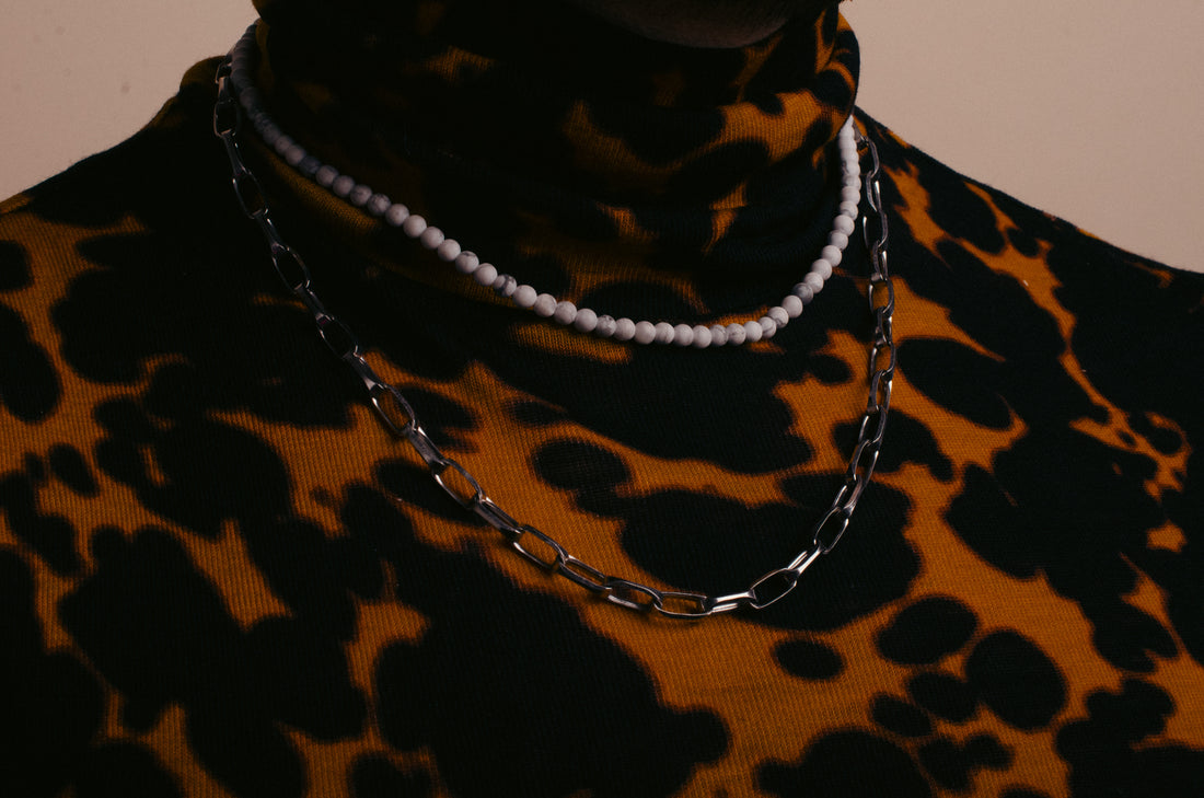 Howlith and Silver Necklace II