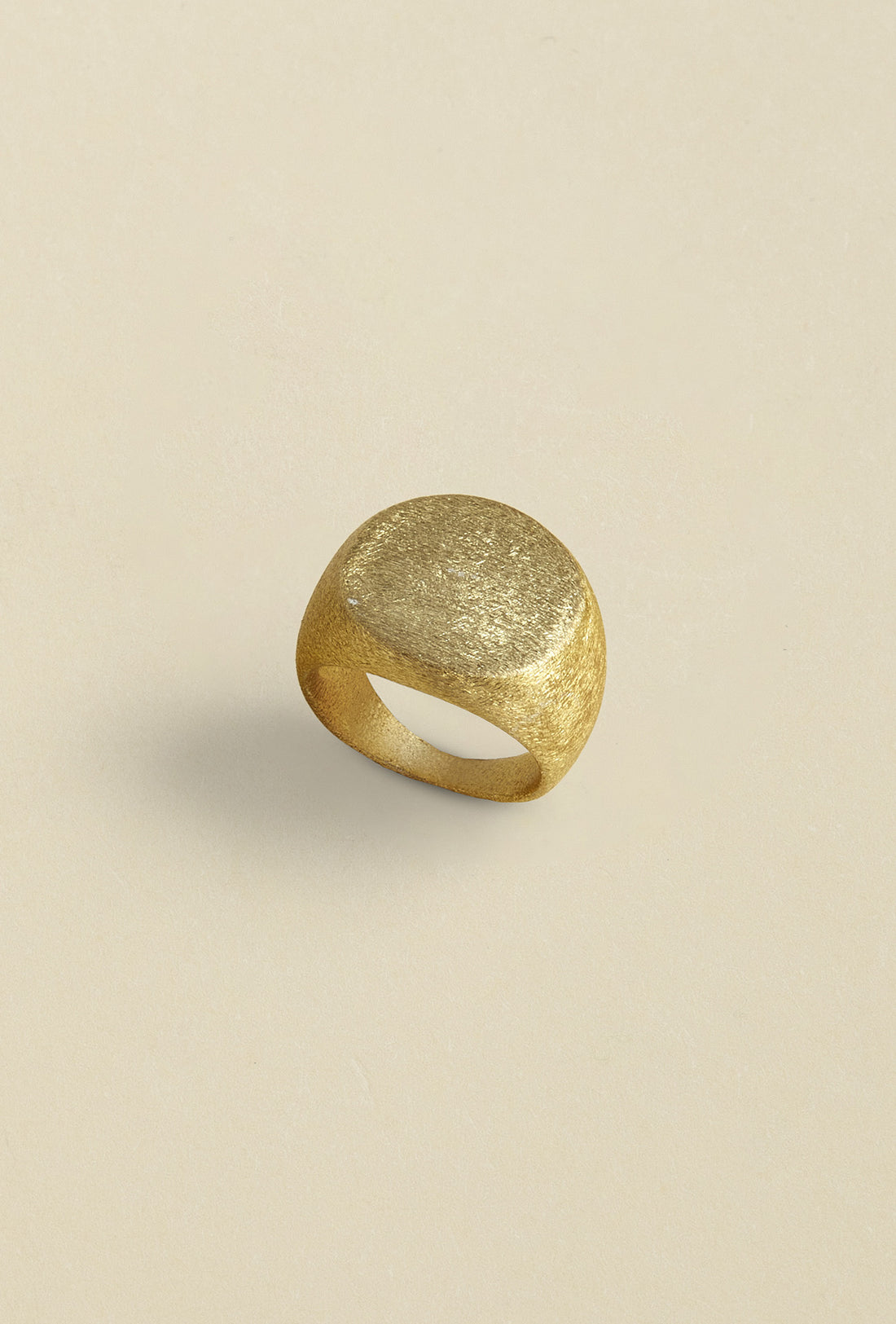 "Rima Original SIGNET Round" - Silver Ring