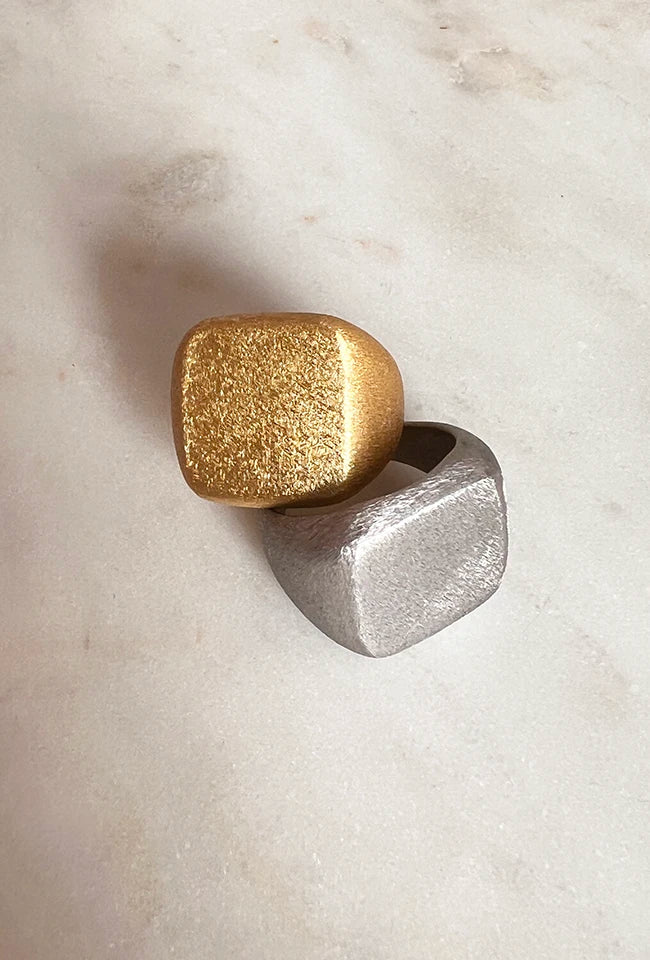 "Rima Original SIGNET Square" - Silver Ring